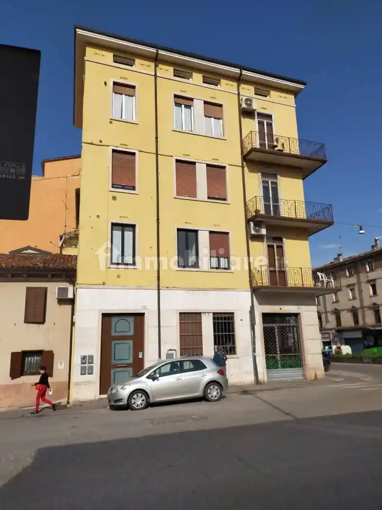 Appartamento in affitto a Verona