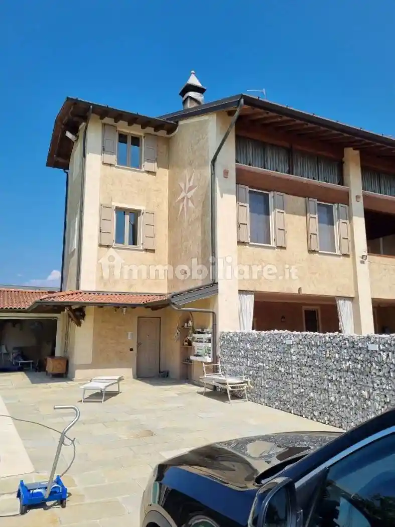 Rustico - Casale in vendita a Travagliato