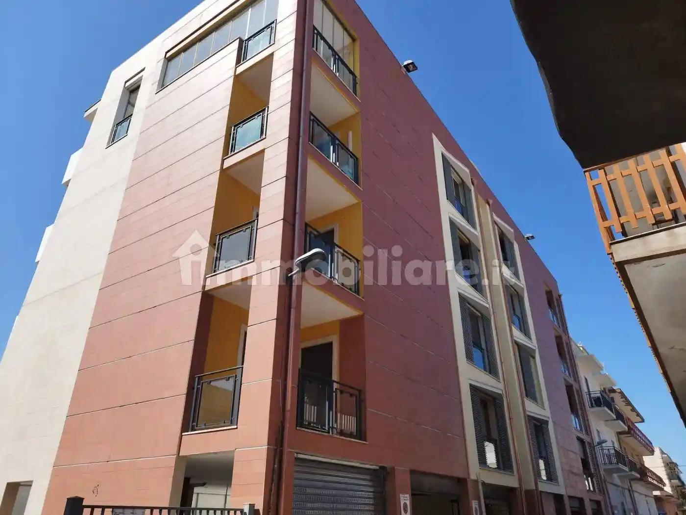 Palazzo - Edificio in vendita a Taranto