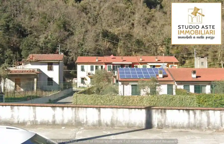 Appartamento in vendita a Follo