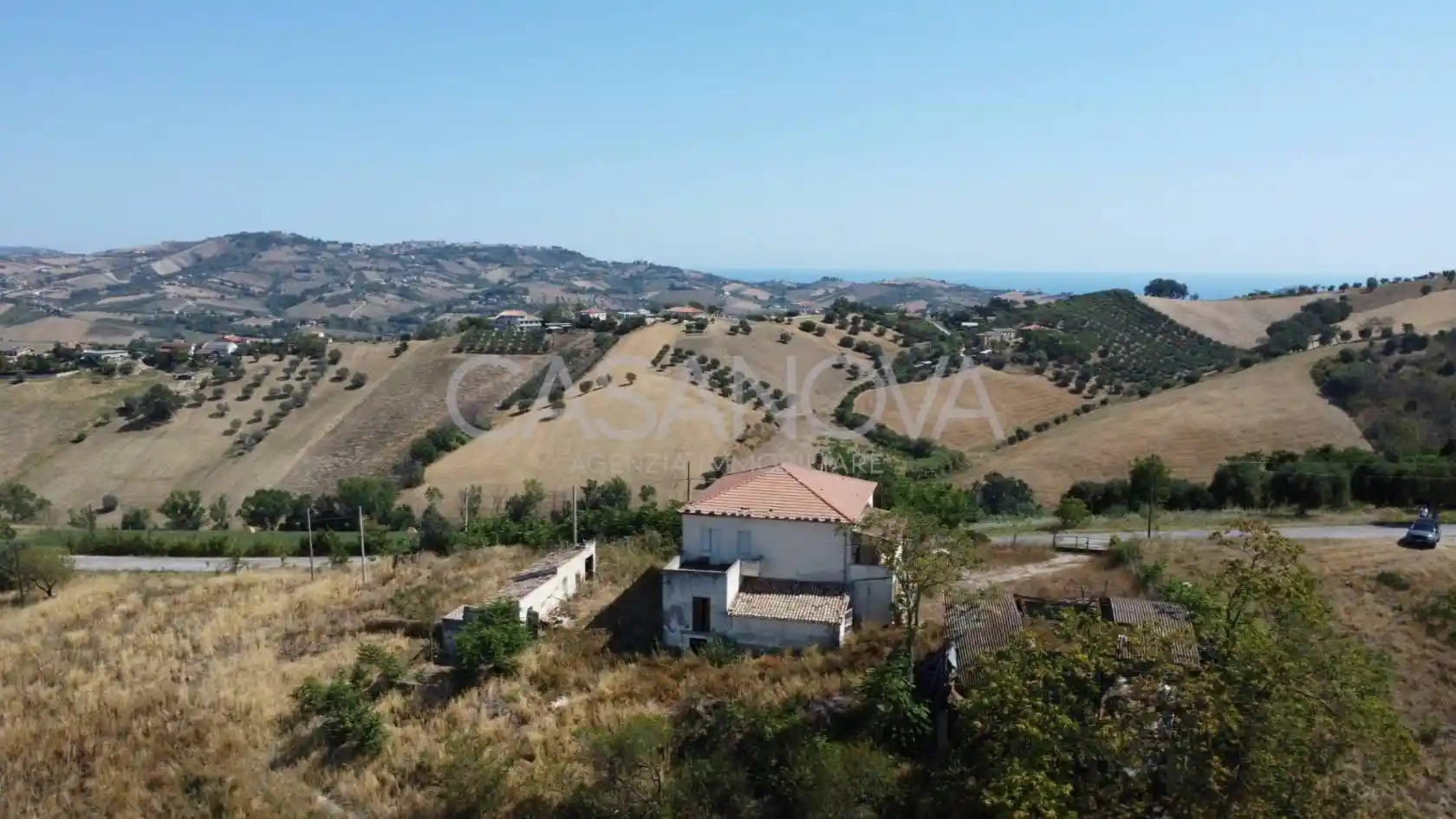 Rustico, da ristrutturare, 350 m², Mosciano Sant'Angelo - foto 3