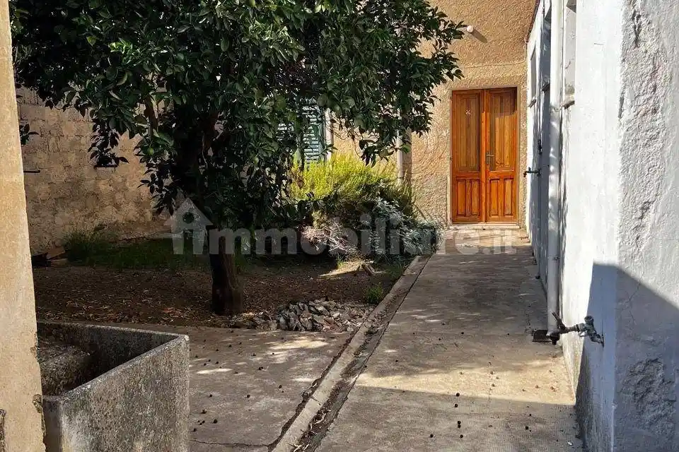 Casa indipendente in vendita a Gonnosfanadiga