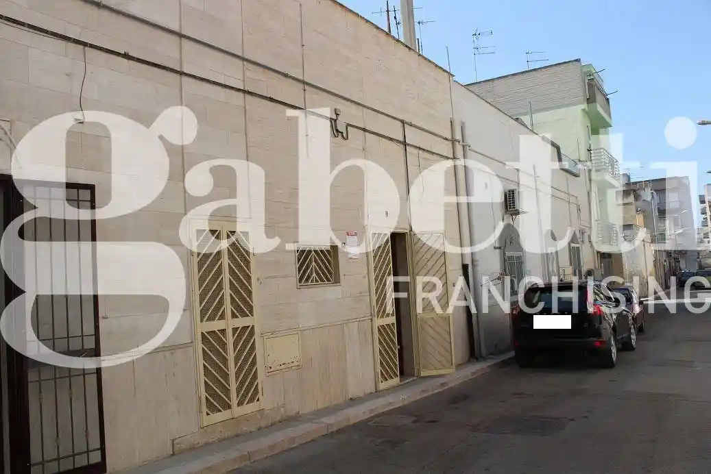 Casa indipendente in vendita a Canosa di Puglia