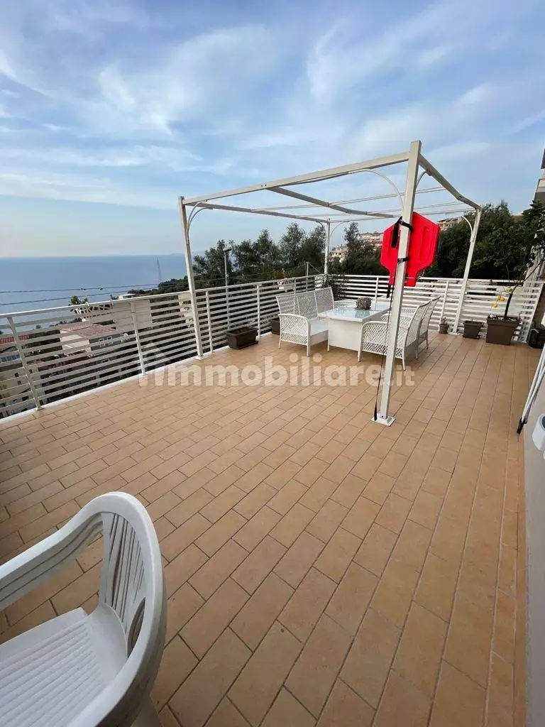 Appartamento in vendita a Palmi