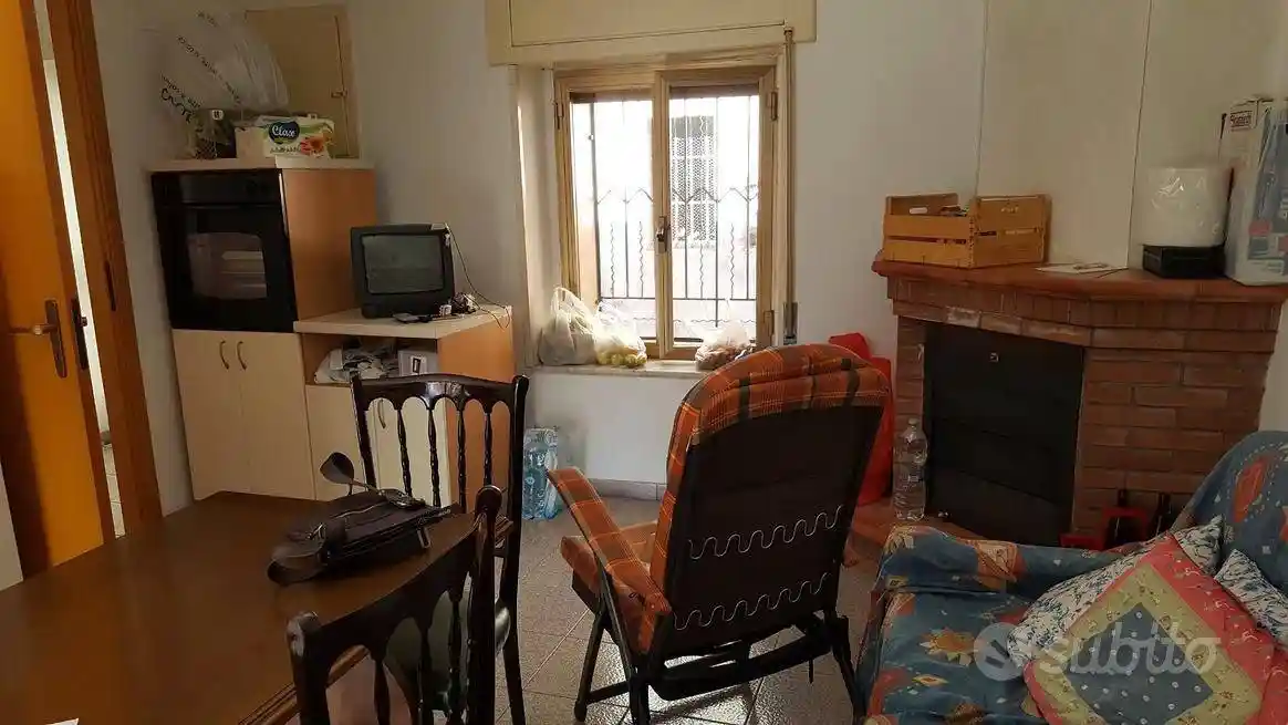 Bilocale via Isonzo 17, Centro, Corleto Perticara - foto 3