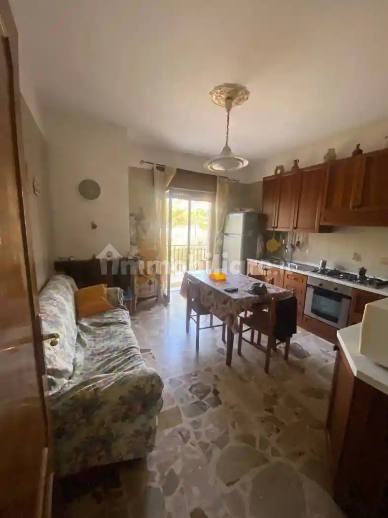 Villa plurifamiliare, buono stato, 450 m², Centro, Bovalino - foto 3