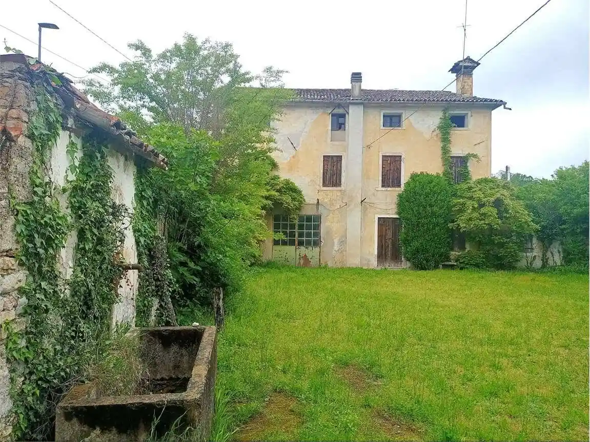 Rustico - Casale in vendita a Sernaglia della Battaglia