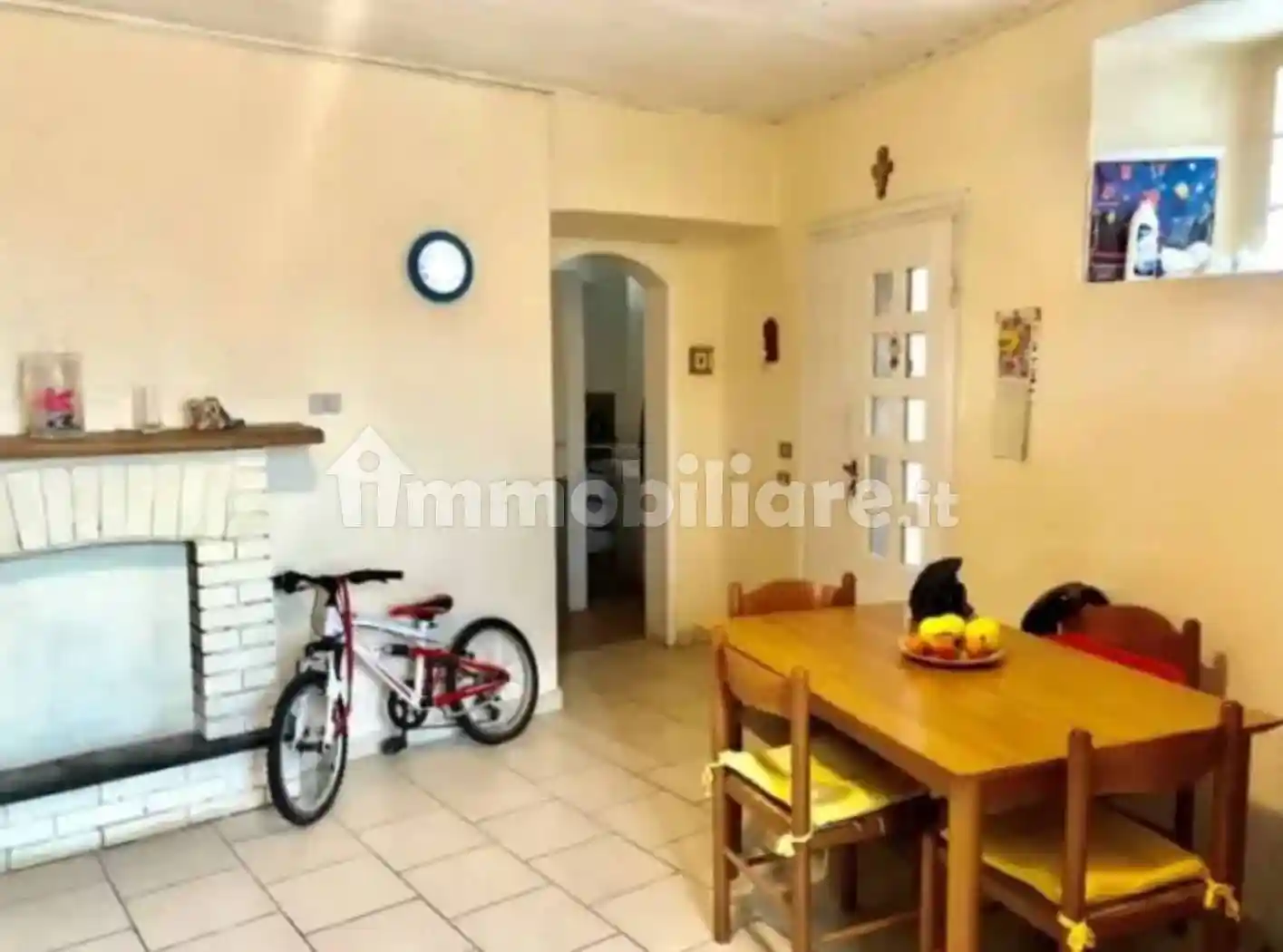 Casa indipendente in vendita a Cuasso al Monte