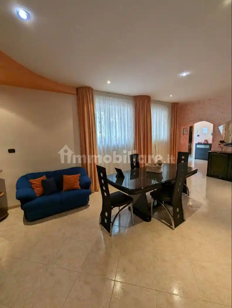 Quadrilocale via Giuseppe Di Vagno 8, Centro, Irsina - foto 3