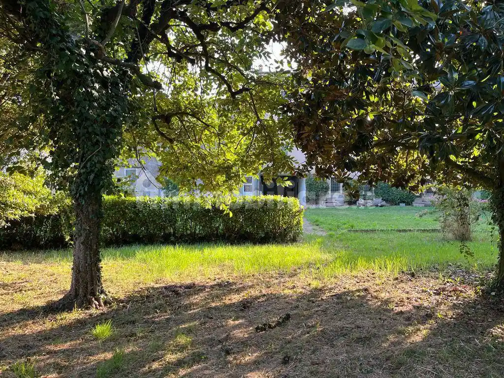 Casa indipendente in vendita a Ronco all'Adige