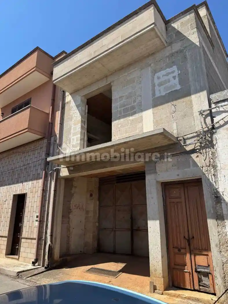 Appartamento in vendita a Sava