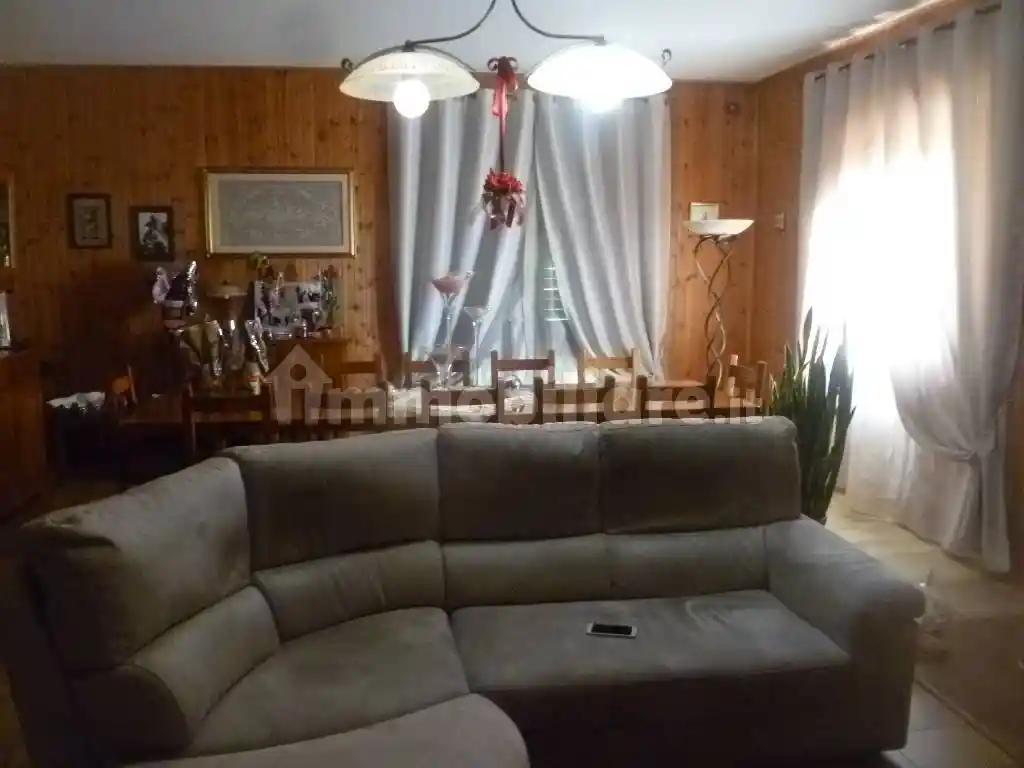 Villa bifamiliare, buono stato, 585 m², Badia, Castiglione del Lago - foto 4