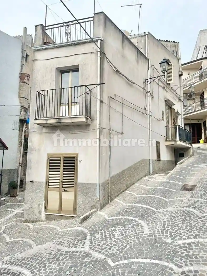 Casa indipendente in vendita a Giuliana