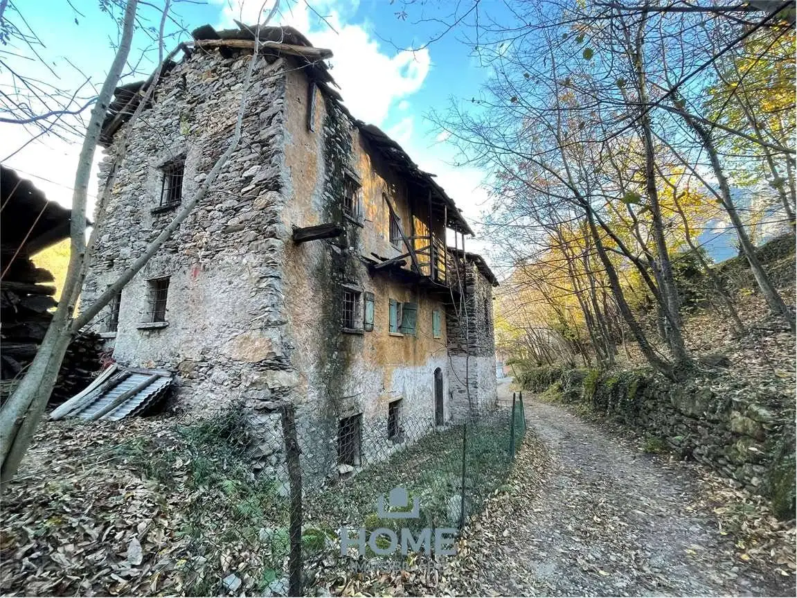 Rustico - Casale in vendita a Samolaco