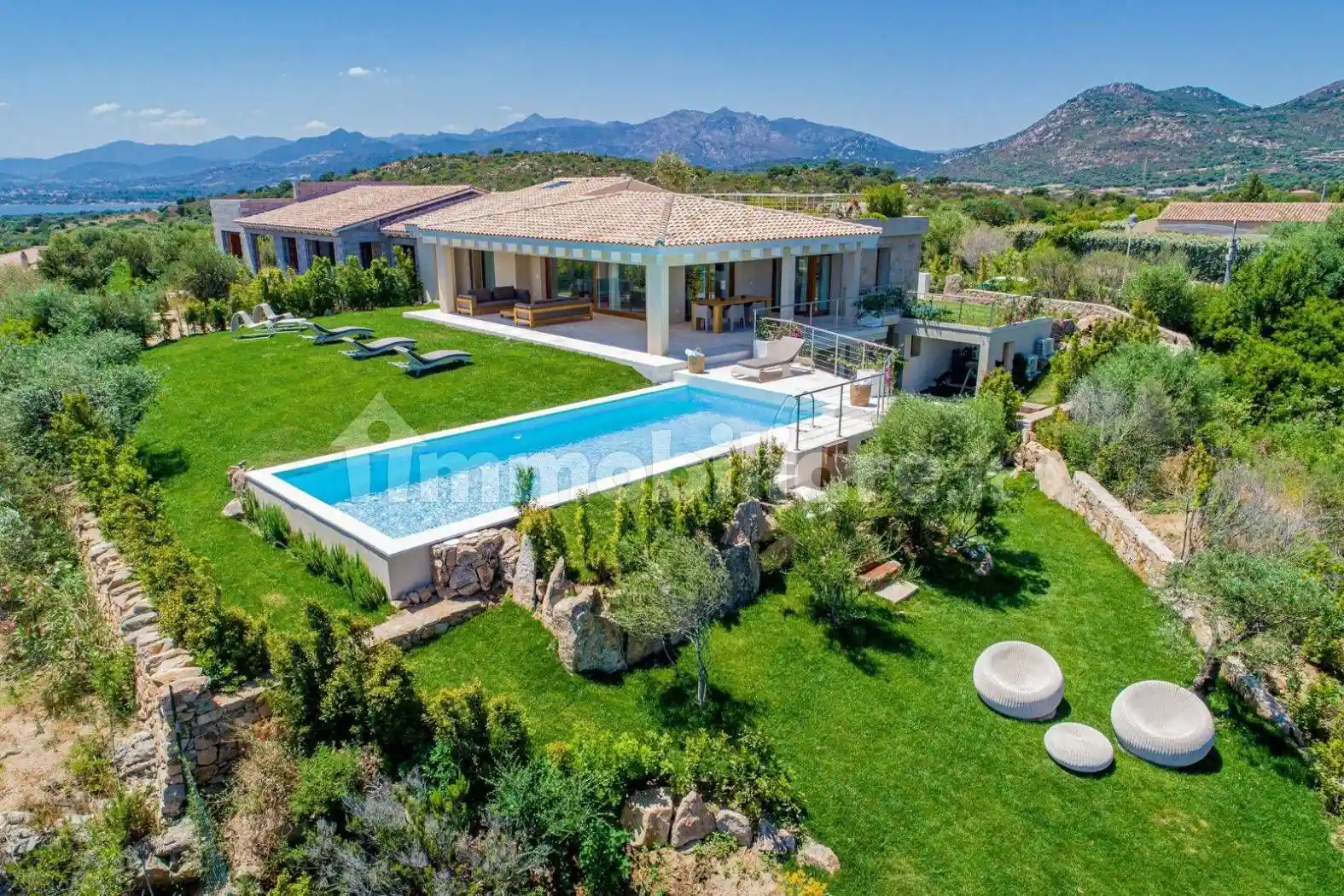 Villa in affitto a San Teodoro