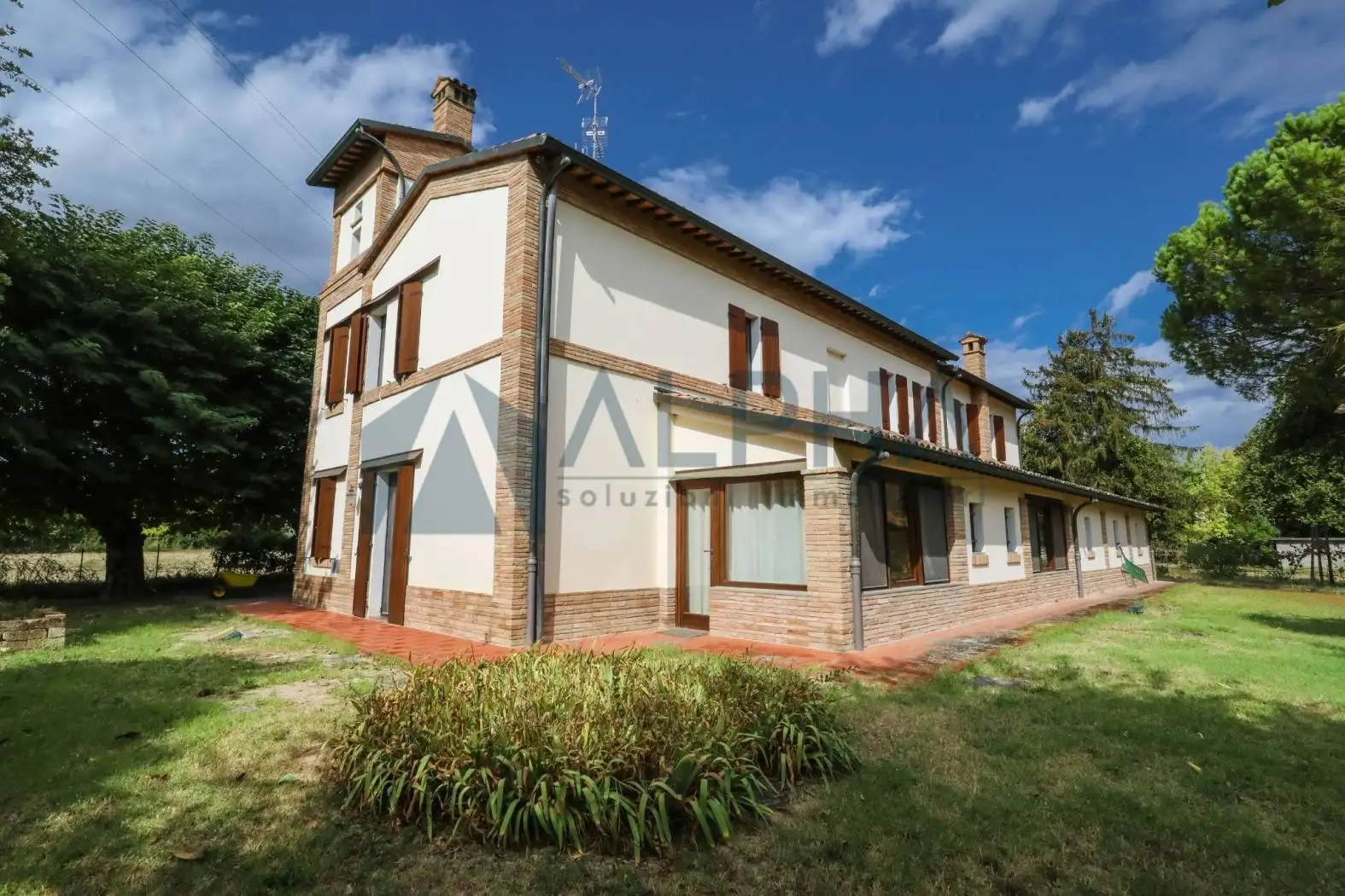 Villa in vendita a Forlì