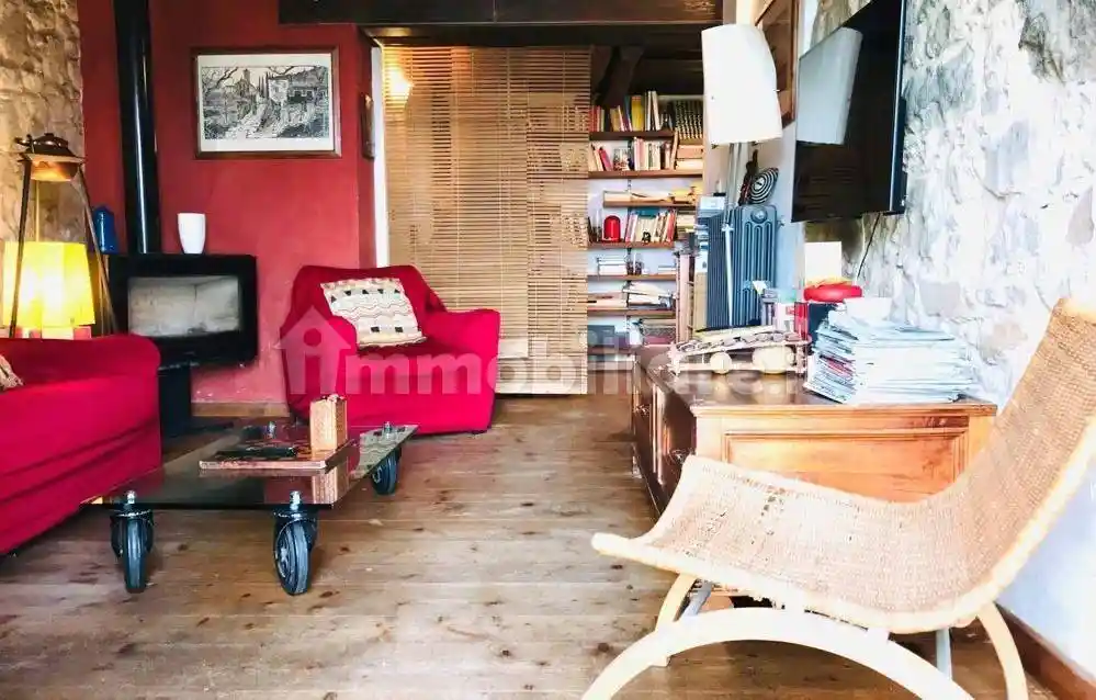 Rustico - Casale in vendita a Massa e Cozzile