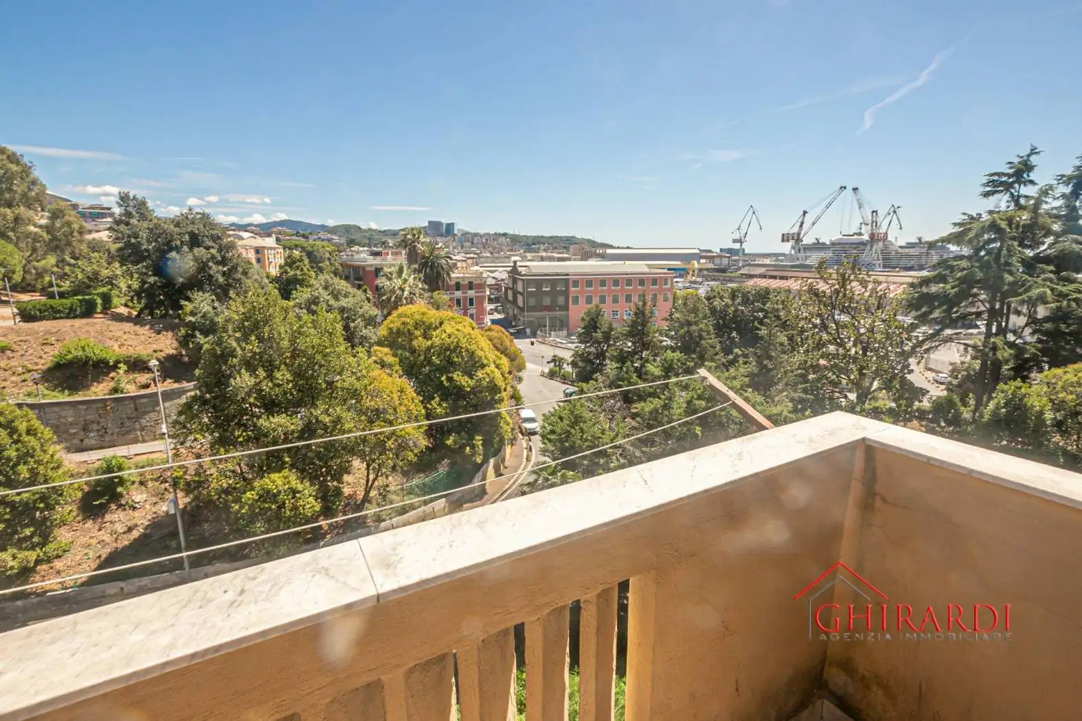 Appartamento in affitto a Genova