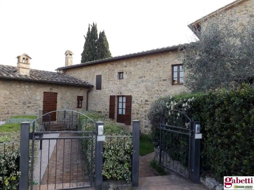 Appartamento in vendita a Casole d'Elsa