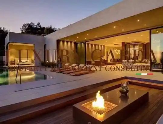 Villa in vendita a Padenghe sul Garda