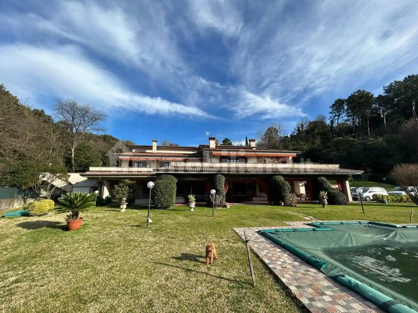 Villa in vendita a Sarzana