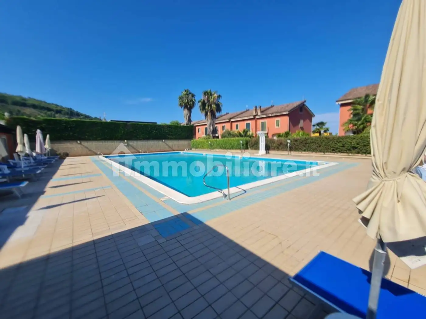 Villetta a schiera in affitto a Quarto