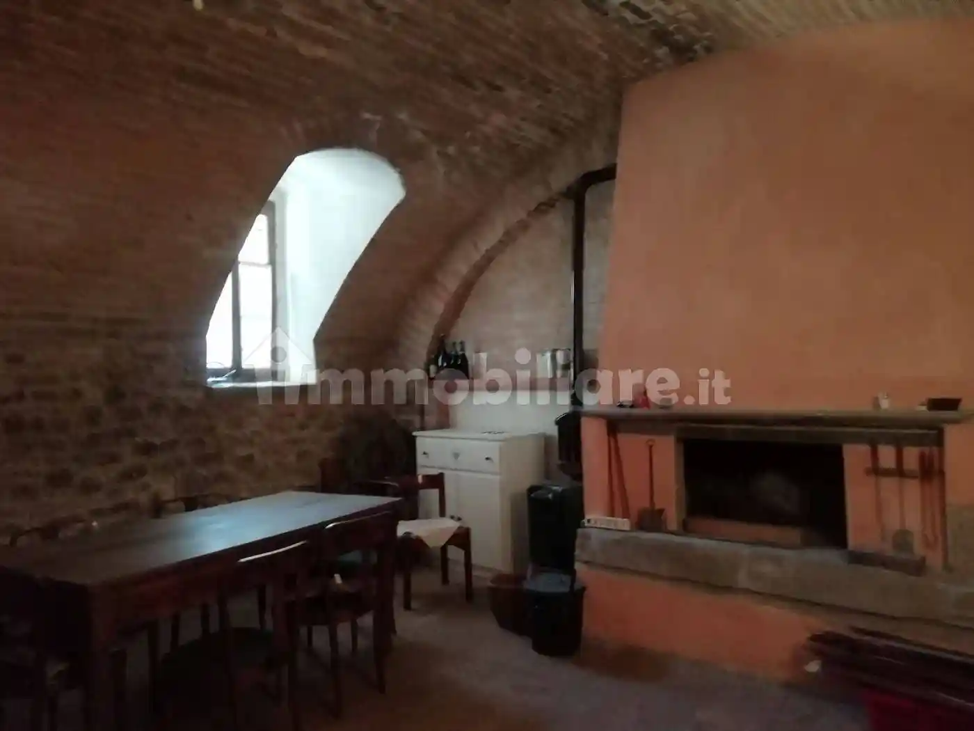 Palazzo - Edificio in vendita a Montù Beccaria