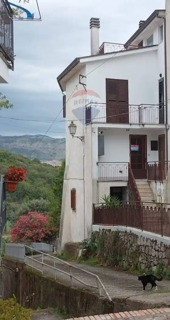 Casa indipendente in vendita a Minturno