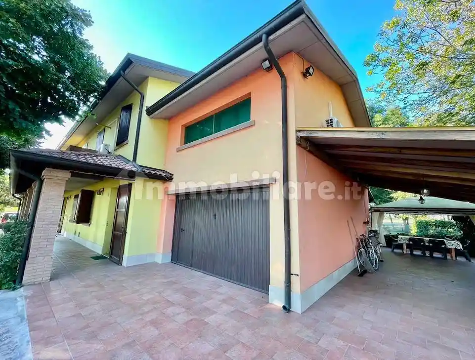 Villa in vendita a San Prospero