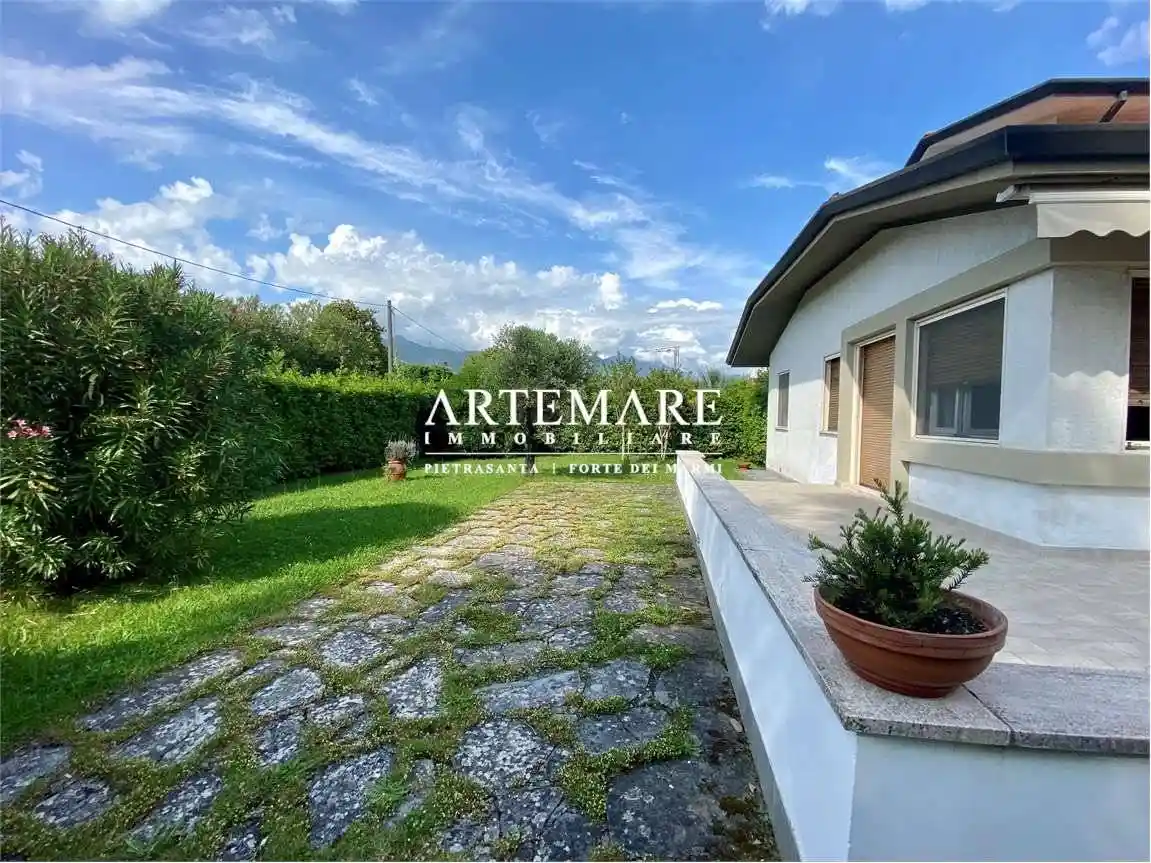 Villa in affitto a Forte dei Marmi