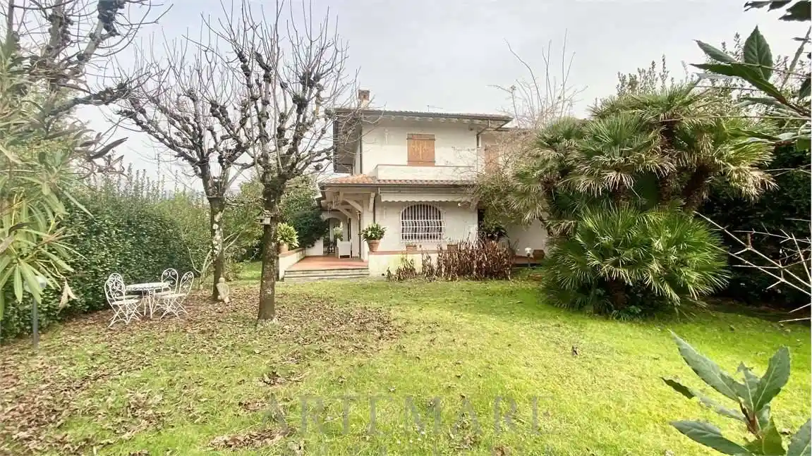 Villa in affitto a Forte dei Marmi