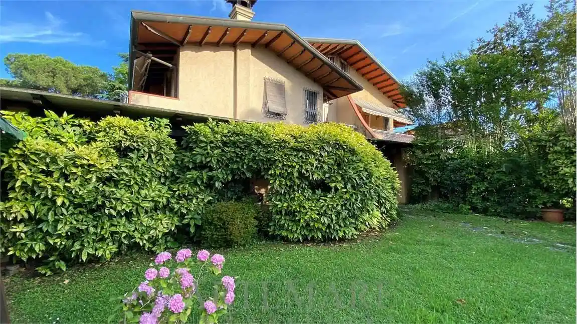 Villa in affitto a Forte dei Marmi