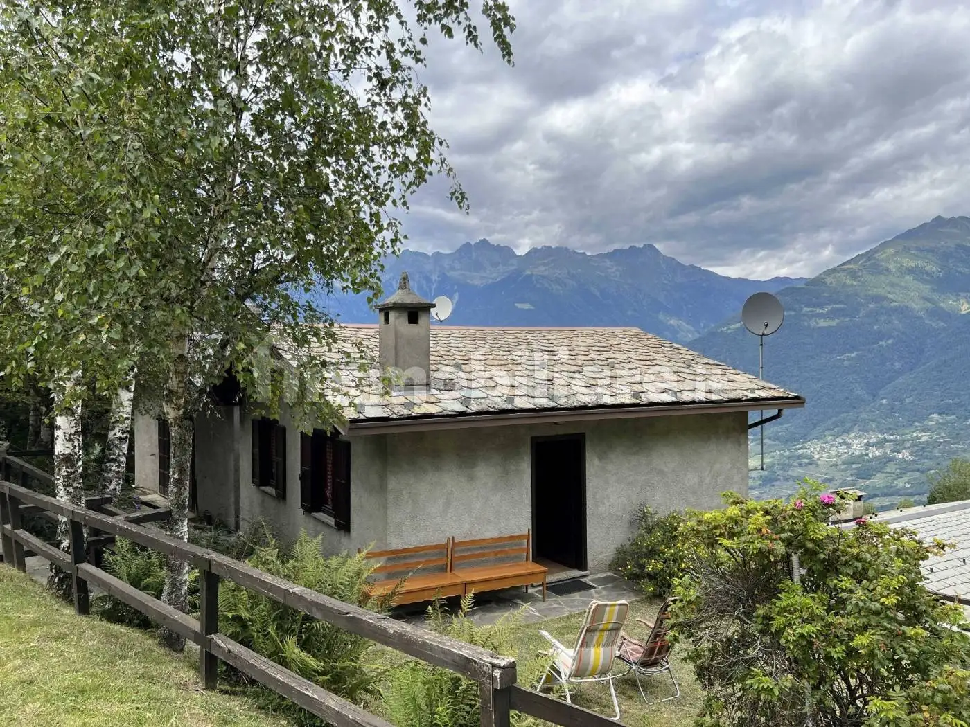 Casa indipendente in vendita a Castello dell'Acqua