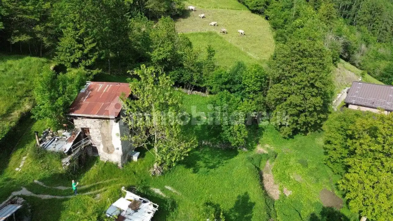 Rustico - Casale in vendita a Monno