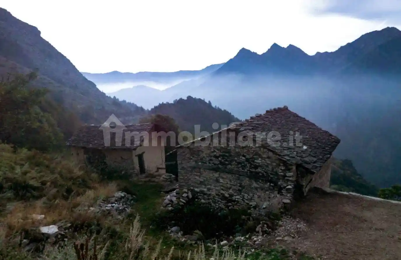 Rustico - Casale in vendita a Prazzo