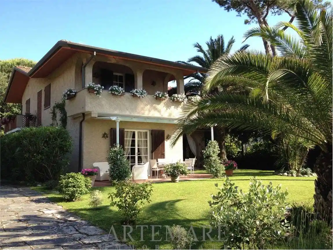 Villa in affitto a Forte dei Marmi