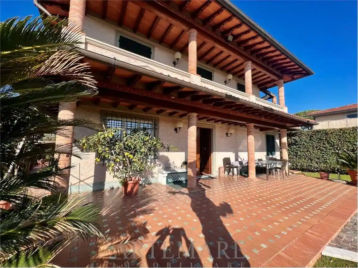 Villa in affitto a Forte dei Marmi