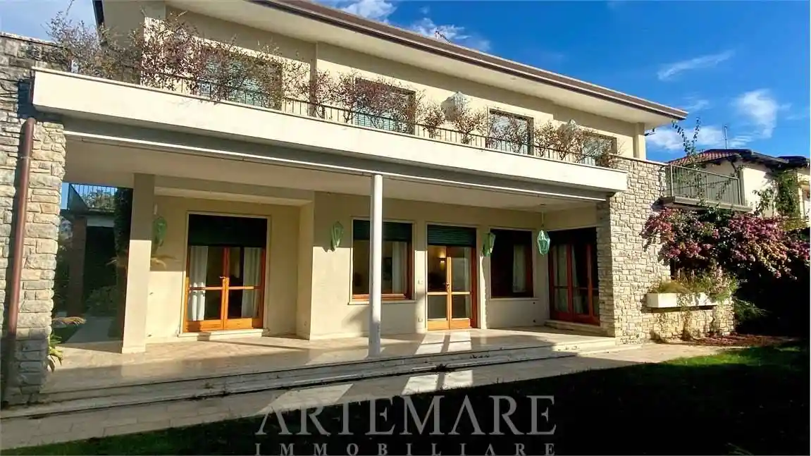Villa in affitto a Forte dei Marmi