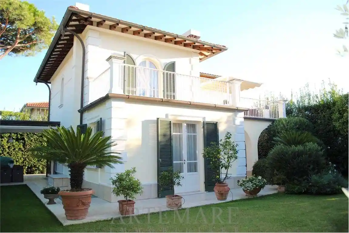 Villa in affitto a Forte dei Marmi