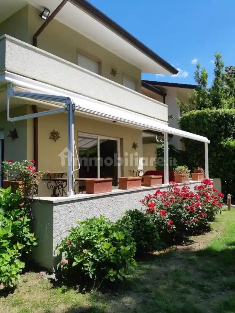 Villa in affitto a Forte dei Marmi