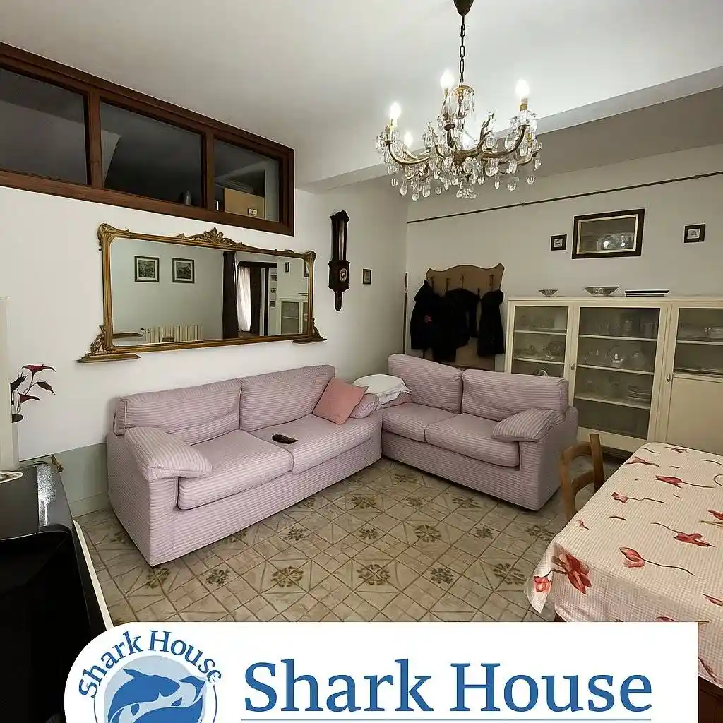 Palazzo - Edificio in vendita a Gavignano