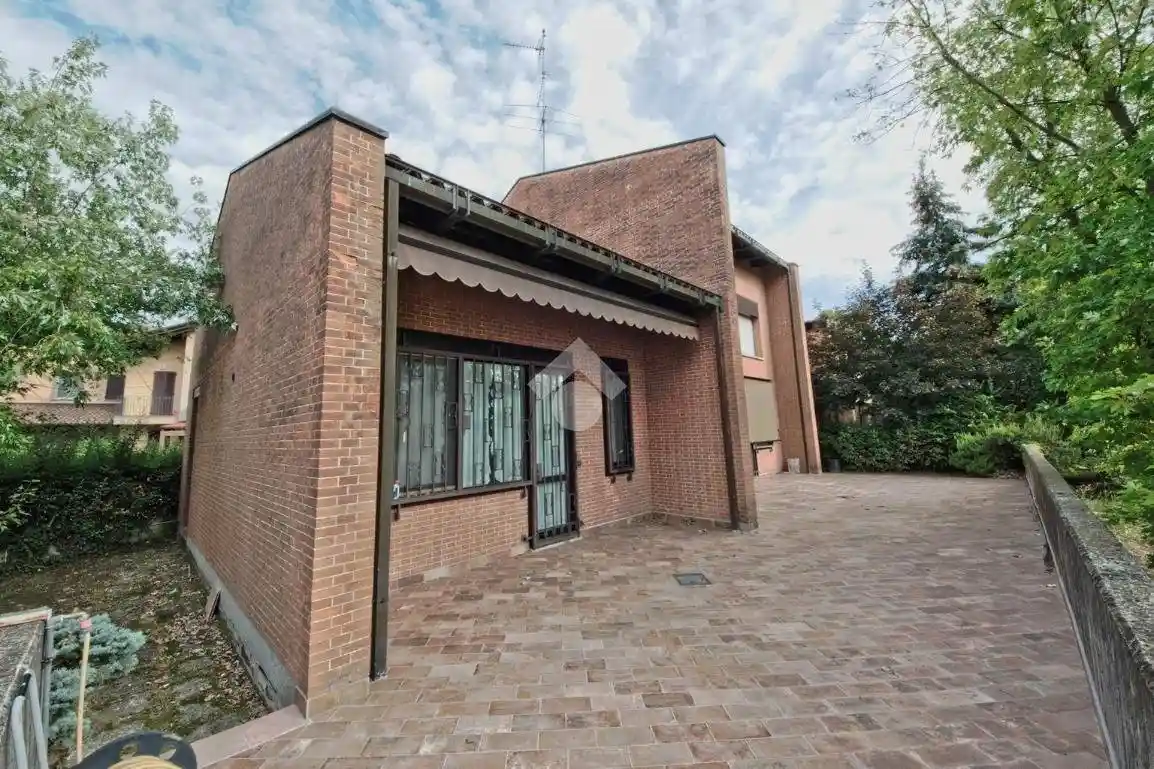 Villa in vendita a Casale Monferrato