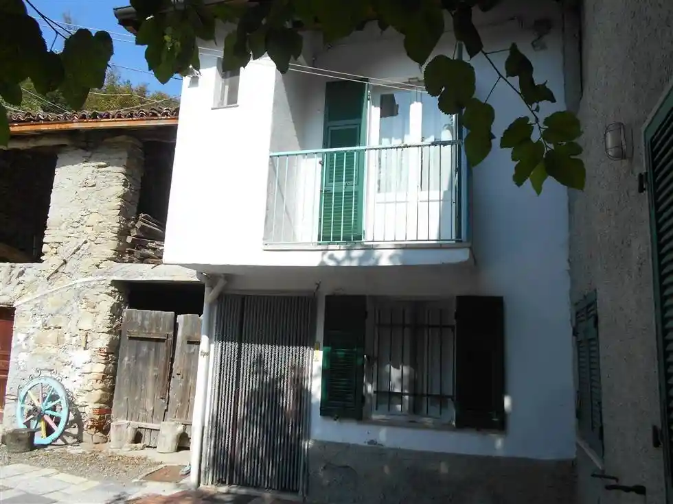 Casa indipendente in vendita a Gavi
