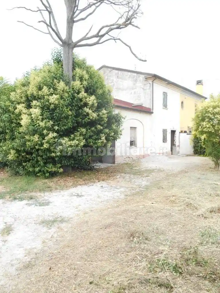 Villa in vendita a Santarcangelo di Romagna