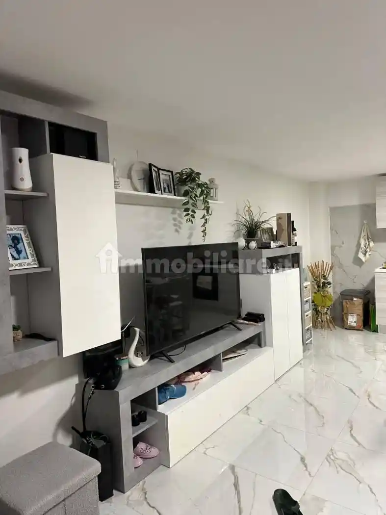 Trilocale via Nazionale delle Puglie 111, Centro, Casalnuovo di Napoli - foto 4