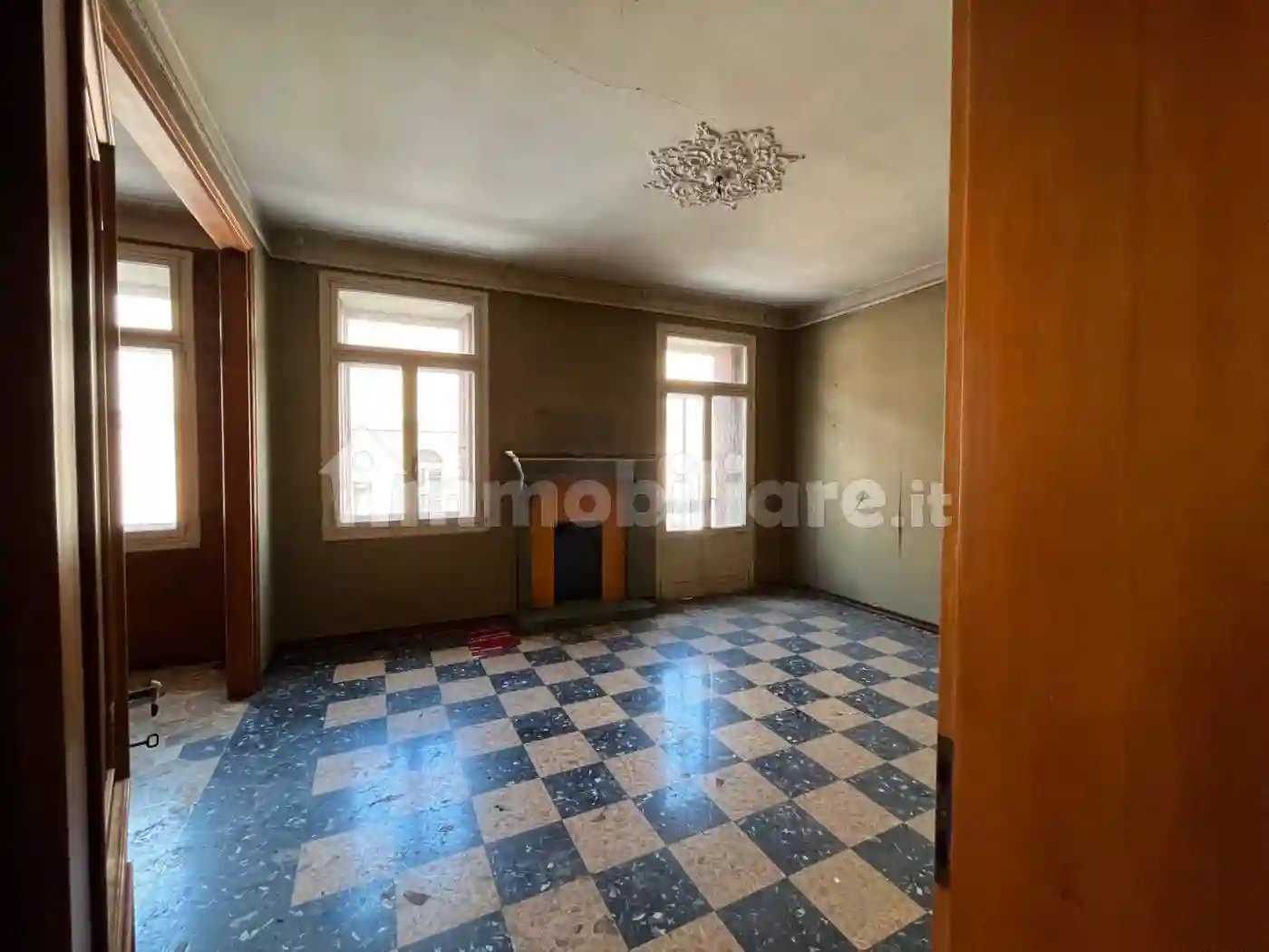 Palazzo - Edificio - foto 2