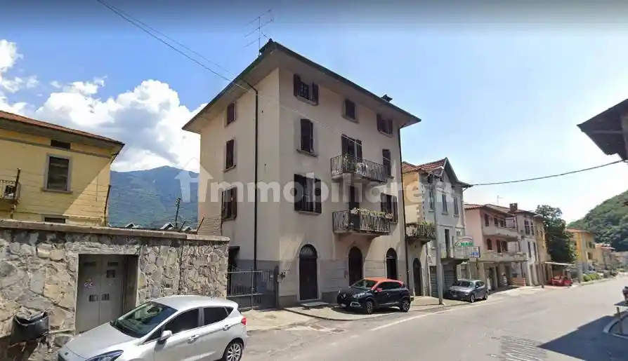 Appartamento in vendita a Piancogno