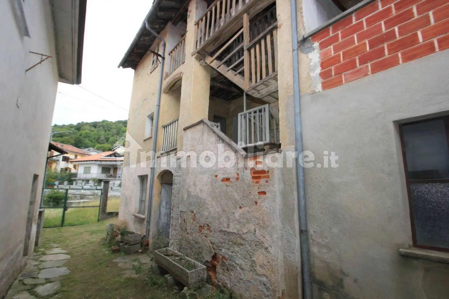 Casa indipendente in vendita a Donato