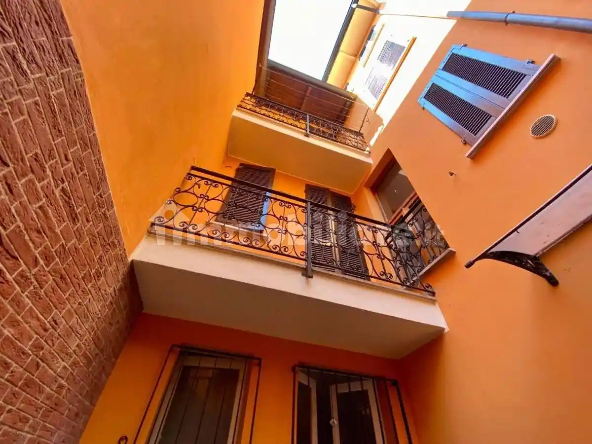 Casa indipendente in vendita a Cremona