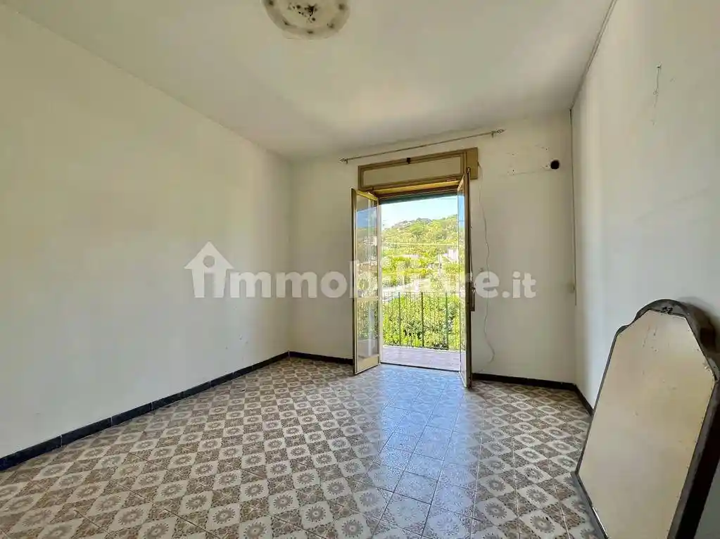 Bilocale via Raffaele Ruggiero 41, Agnano, Napoli - foto 4